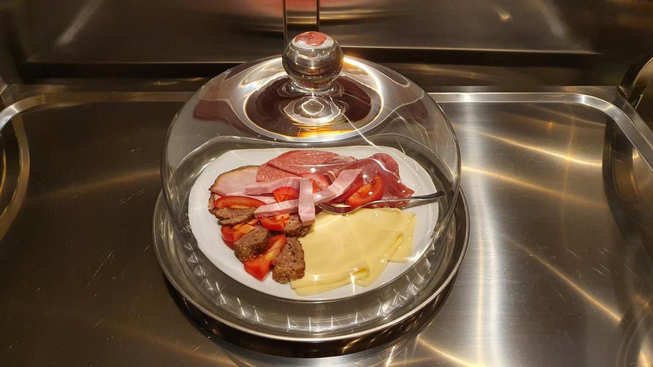 Ruhige Gästesuite mit Frühstück Rhauderfehn Exterior foto
