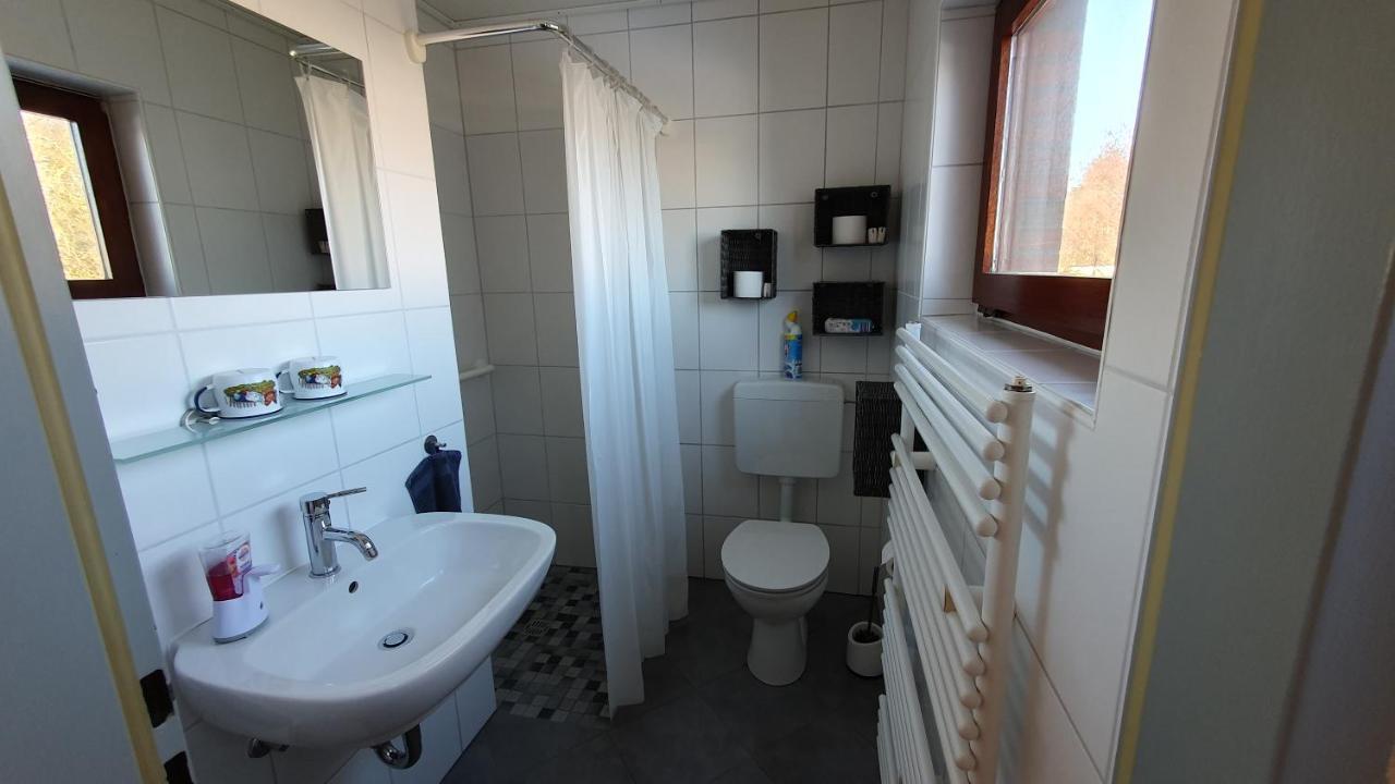 Ruhige Gästesuite mit Frühstück Rhauderfehn Exterior foto