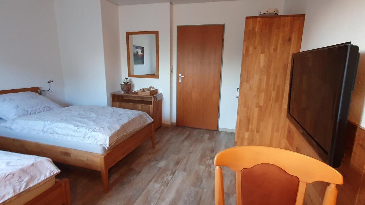 Ruhige Gästesuite mit Frühstück Rhauderfehn Exterior foto