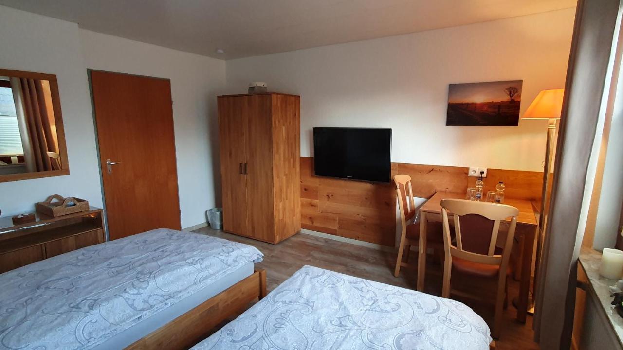 Ruhige Gästesuite mit Frühstück Rhauderfehn Exterior foto